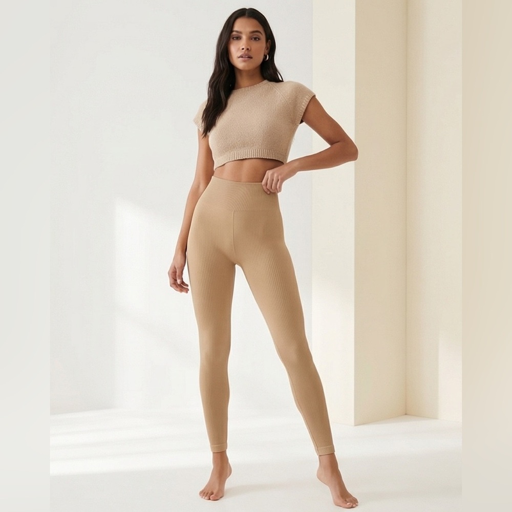 Zenana Women’s Ribbed Leggings in Tan - Picture 4 of 5